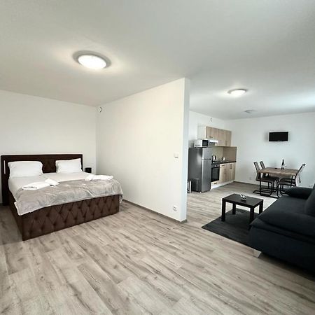Sky Apartments 509 Plzen Luaran gambar